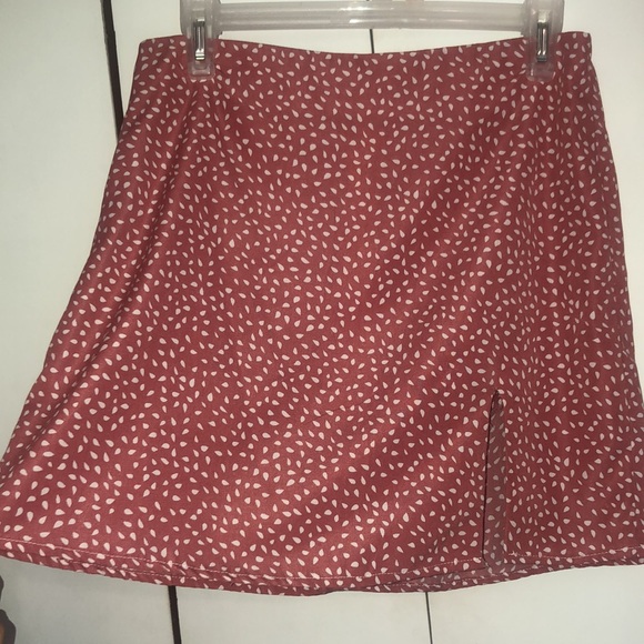 Skirt - Picture 2 of 5